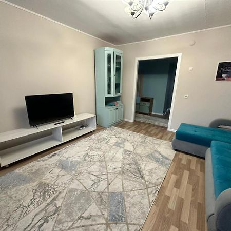 Lux Home На Берегу Ульбы Ustʼ-Kamenogorsk Εξωτερικό φωτογραφία